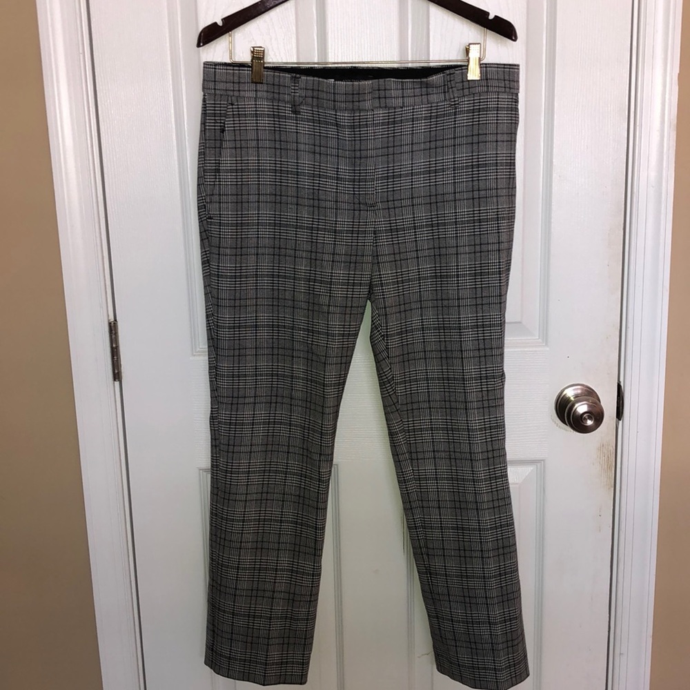 Excellent Ann Taylor Plaid ankle length pants